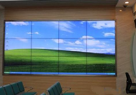 赫章液晶拼接屏的另类用法。